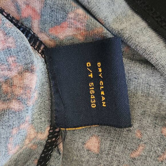 Just Taylor Red and Black Sheath Dress Size 2 Black and Red Print Dress - Picture 8 of 9